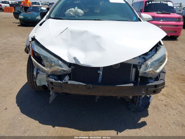 2014 Toyota COROLLA LE photo 6