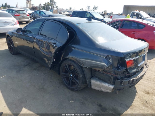 2013 BMW 750LI 照片 3