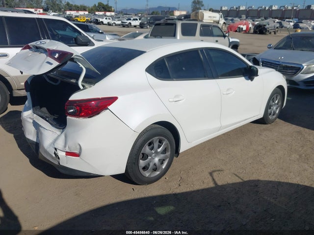 صورة 4 لـ 2015 Mazda MAZDA3 I SPORT