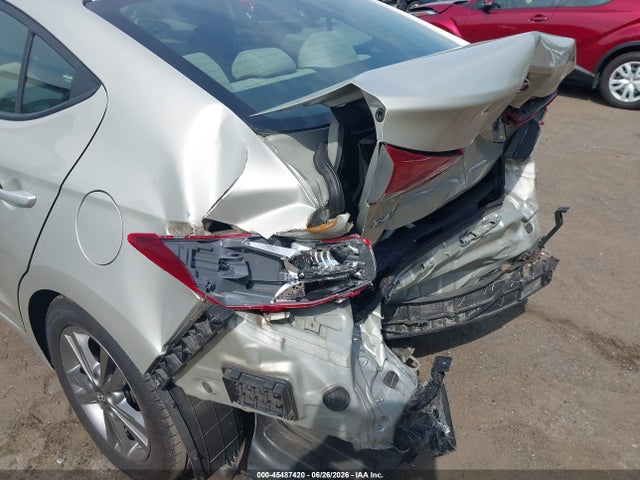 صورة 6 لـ 2017 Hyundai ELANTRA SE