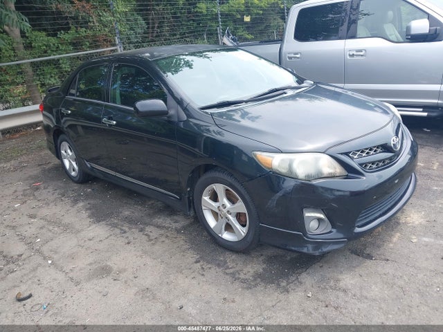 2013 TOYOTA COROLLA S