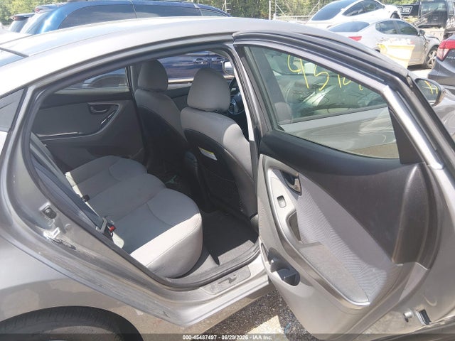 صورة 8 لـ 2013 Hyundai ELANTRA GLS