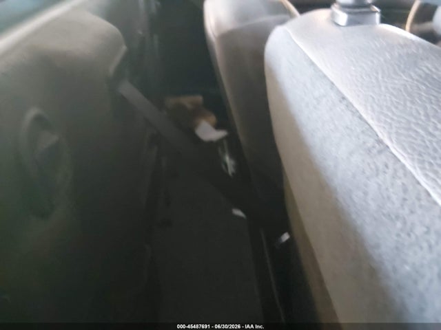 2004 Dodge RAM 1500 ST photo 8