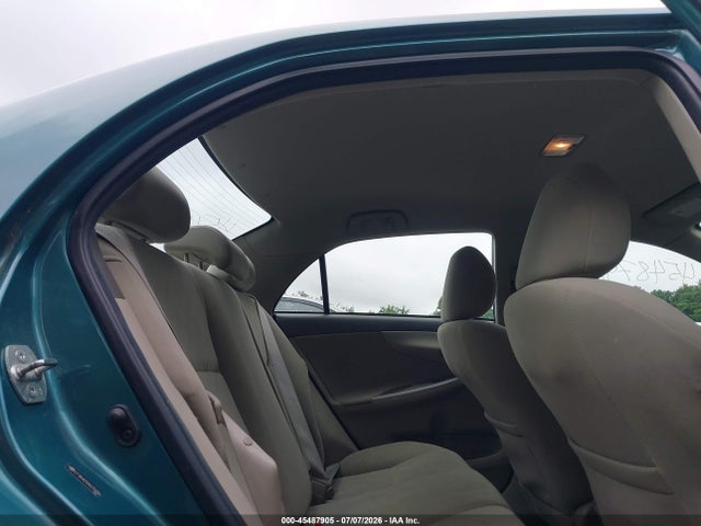 2010 Toyota COROLLA LE photo 8