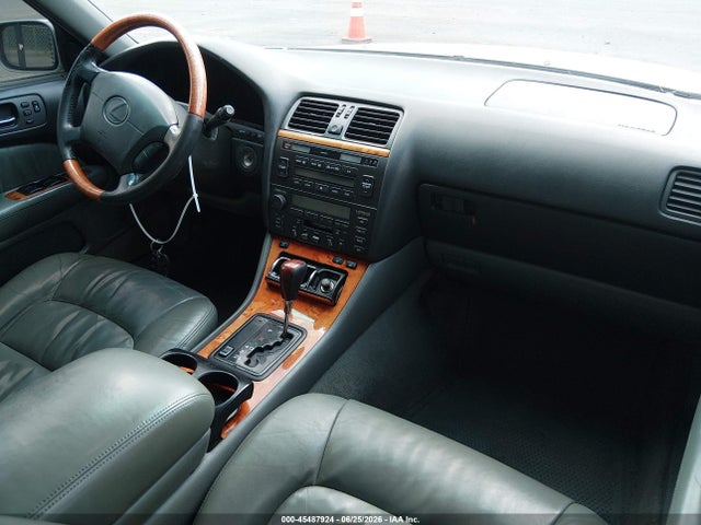 صورة 5 لـ 1998 Lexus LS 400