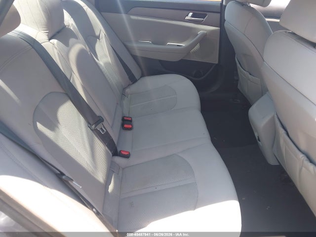 2015 Hyundai SONATA SE — фото 8