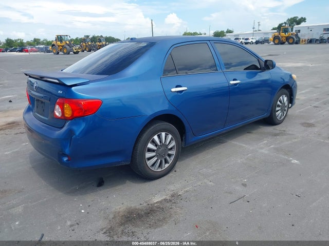 2010 Toyota COROLLA LE photo 4
