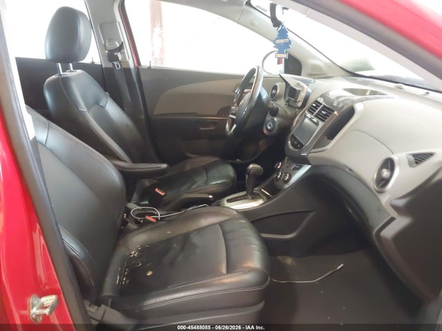 2015 Chevrolet SONIC LTZ AUTO 照片 5