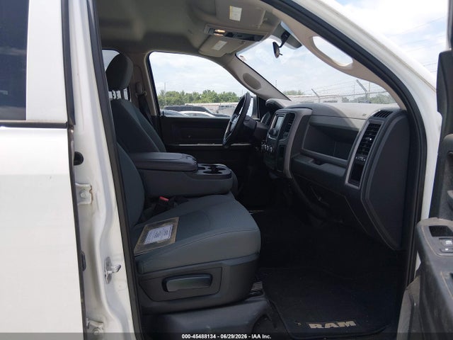 صورة 5 لـ 2017 RAM 1500 TRADESMAN 4X4 6'4 BOX