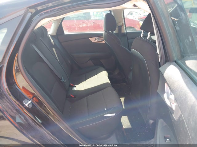 2022 KIA FORTE LXS 照片 8