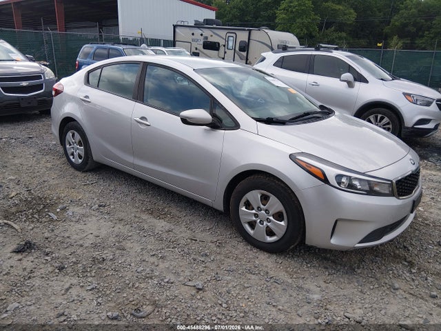 2017 KIA FORTE LX 照片 1
