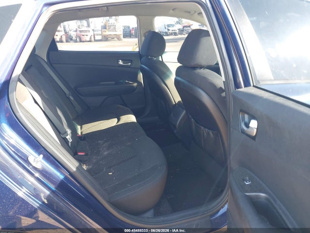 2018 KIA OPTIMA LX 8