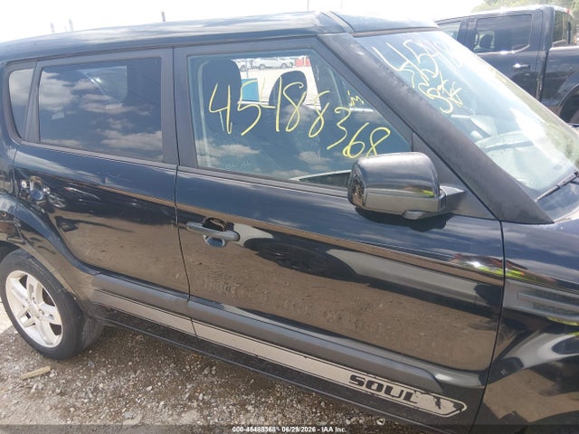 صورة مصغرة 13 لـ 2011 KIA SOUL +