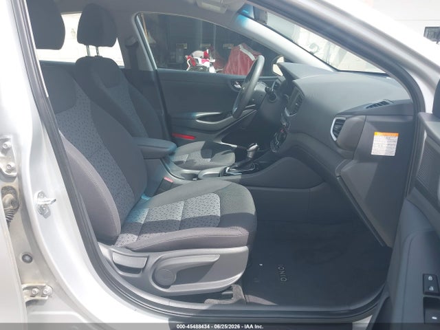 صورة 5 لـ 2018 Hyundai IONIQ HYBRID BLUE