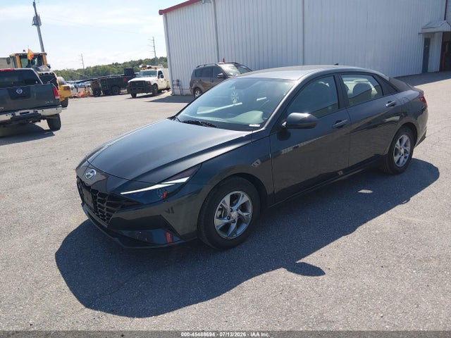 2021 Hyundai ELANTRA SE 照片 2