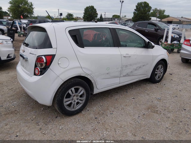 2015 Chevrolet SONIC LT AUTO 照片 4