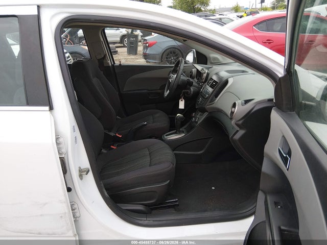 2015 Chevrolet SONIC LT AUTO 照片 5
