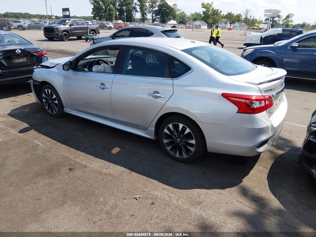 2016 Nissan SENTRA SR 照片 3