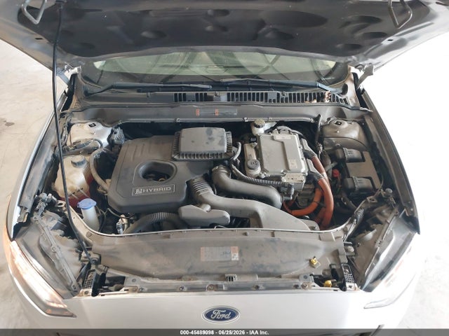 صورة 10 لـ 2018 FORD FUSION HYBRID S