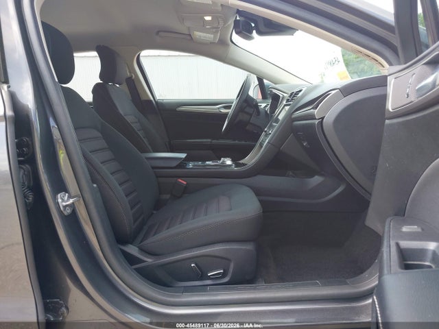 صورة 5 لـ 2019 FORD FUSION HYBRID SE