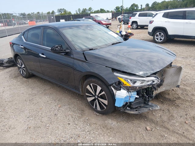 2022 NISSAN ALTIMA SV FWD