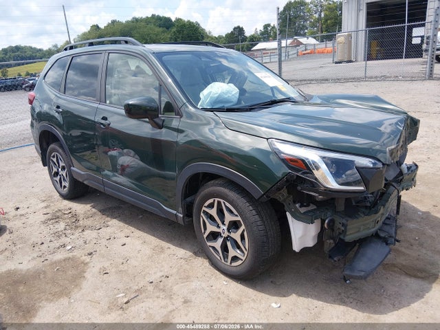 2022 SUBARU FORESTER PREMIUM