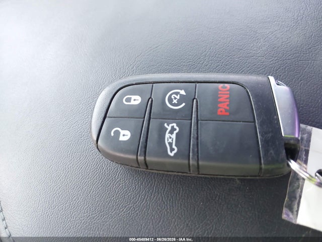 2023 DODGE CHALLENGER SXT 11