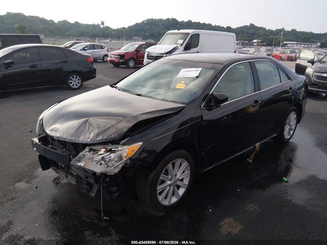2013 Toyota CAMRY XLE V6 — фото 2