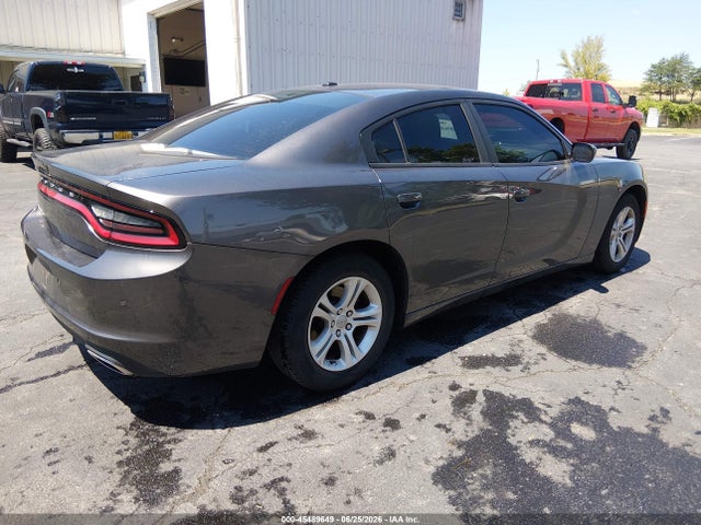 2020 Dodge CHARGER SXT RWD — фото 4