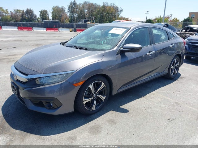صورة 2 لـ 2016 Honda CIVIC TOURING