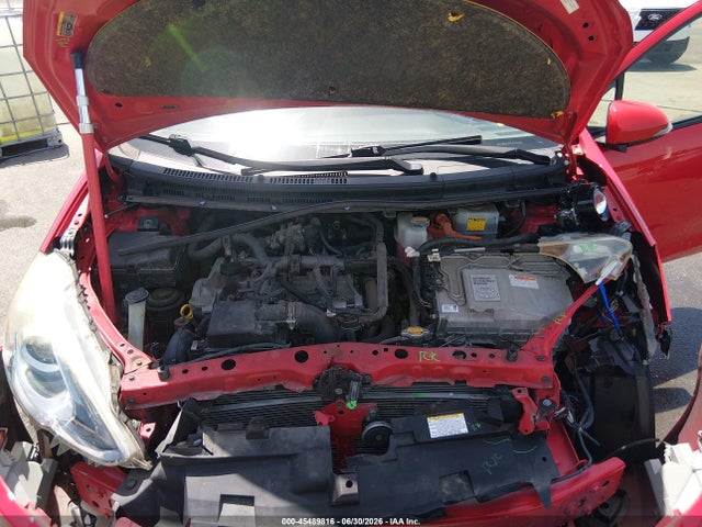 2015 Toyota PRIUS C TWO — фото 10