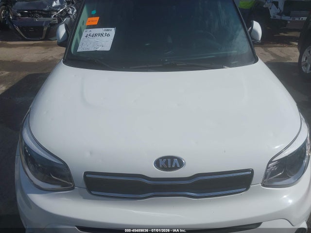 2019 KIA SOUL + 缩略图 17