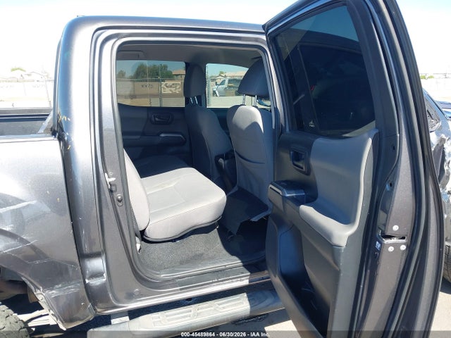 2018 Toyota TACOMA SR5 photo 8