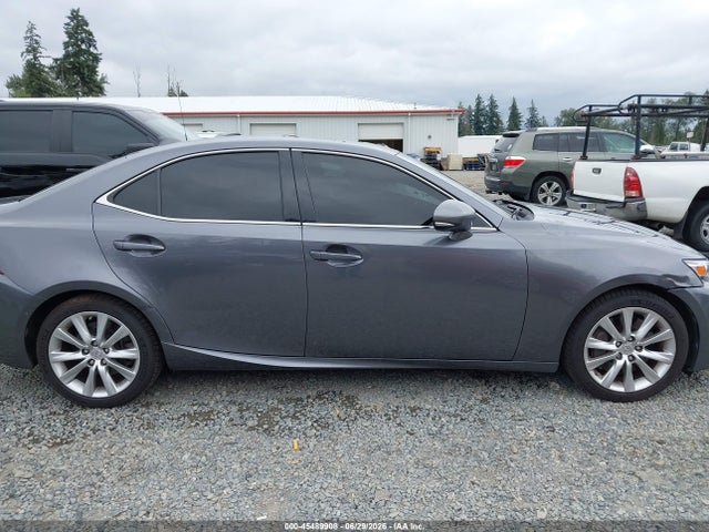 صورة مصغرة 14 لـ 2016 Lexus IS 200T