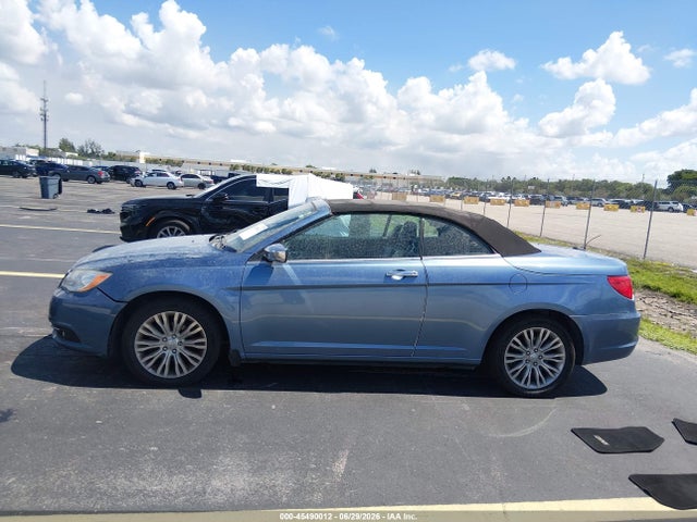 2011 Chrysler 200 LIMITED — миниатюра 14
