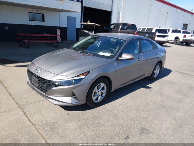 2023 Hyundai ELANTRA SE 照片 2