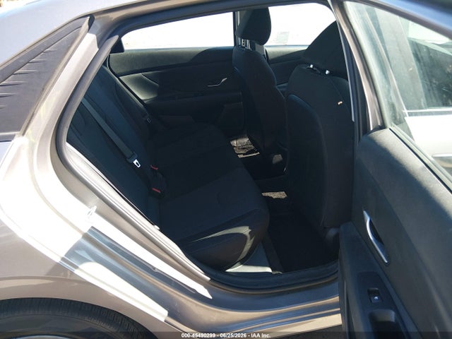 2023 Hyundai ELANTRA SE 照片 8