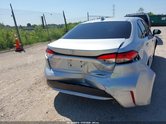 2021 Toyota COROLLA LE — миниатюра 17