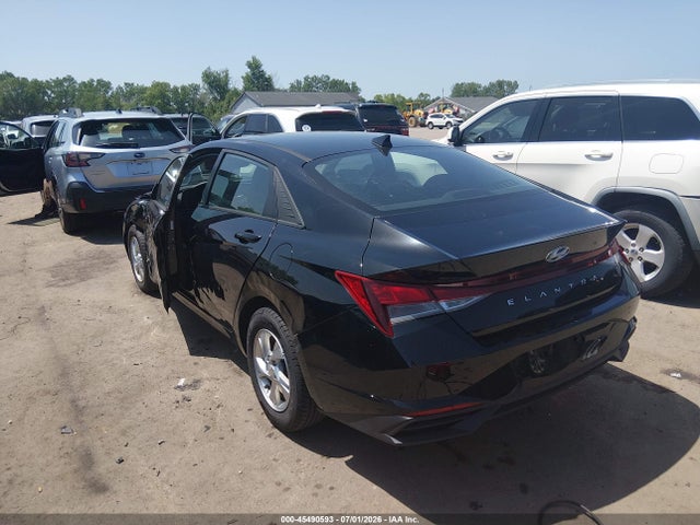 صورة 3 لـ 2021 Hyundai ELANTRA SE