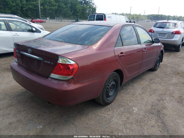2005 Toyota CAMRY LE 照片 4