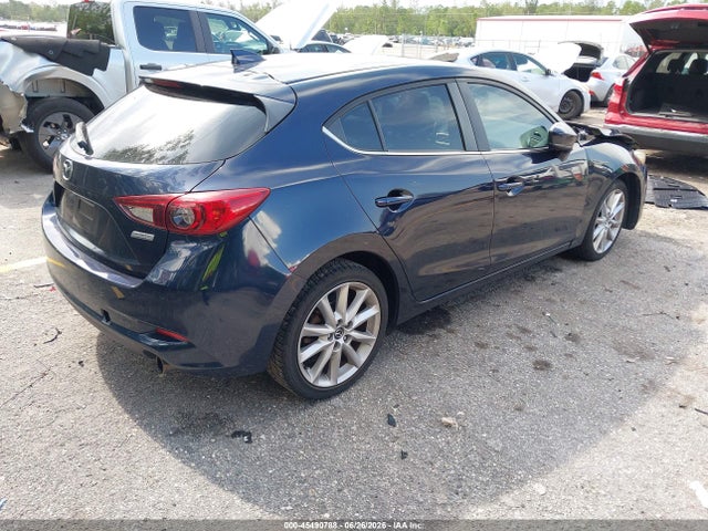2017 Mazda MAZDA3 GRAND TOURING — фото 4