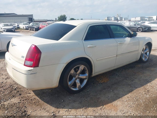 2007 Chrysler 300 TOURING — фото 4