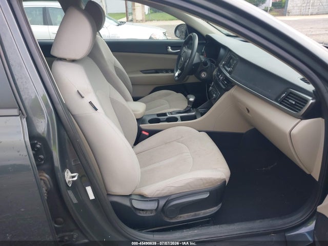 2016 KIA OPTIMA LX photo 5