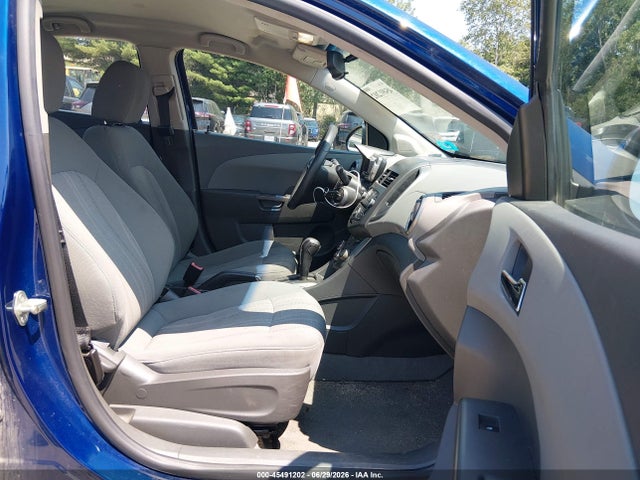 2012 Chevrolet SONIC 2LT — фото 5
