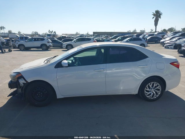 2018 Toyota COROLLA LE thumbnail 15