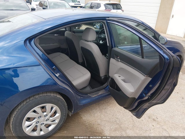 صورة 8 لـ 2020 Hyundai ELANTRA SE