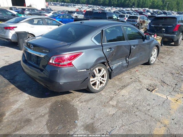 2013 Nissan ALTIMA 3.5 SV 照片 4