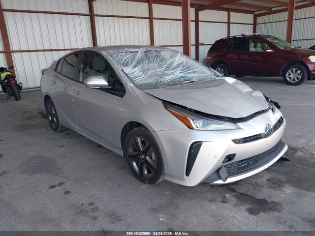 2020 TOYOTA PRIUS XLE