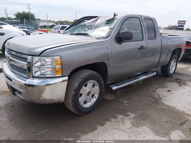 2013 Chevrolet SILVERADO 1500 LT — фото 2