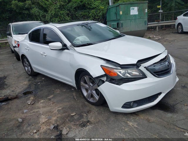 2015 Acura ILX 2.0L photo 1